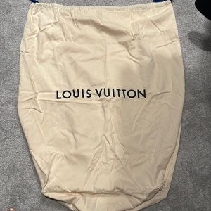 LV travel dust bag